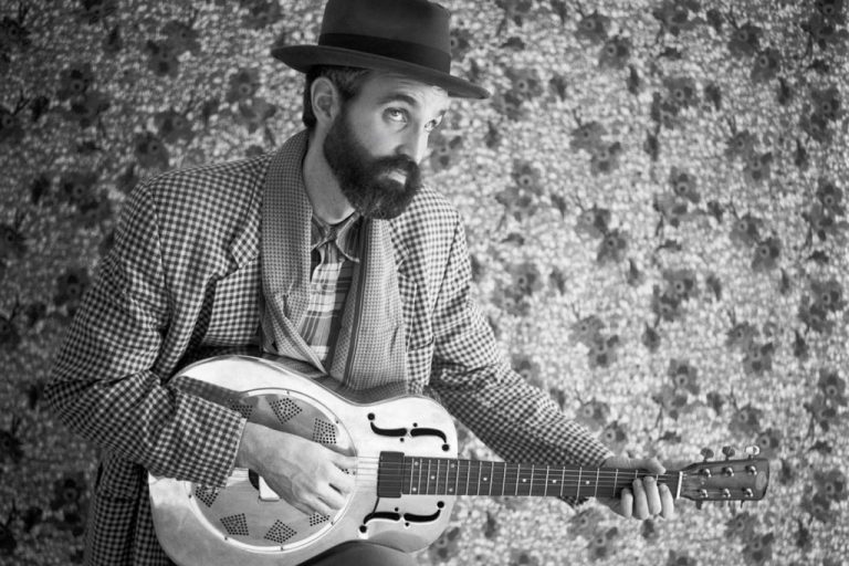 Blouzouki 2024 s 16 min 1